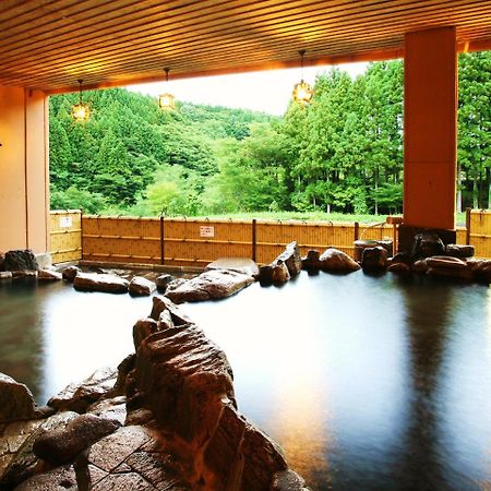 土湯温泉 やすらぎの宿 向瀧旅館 Fukushima  Bagian luar foto