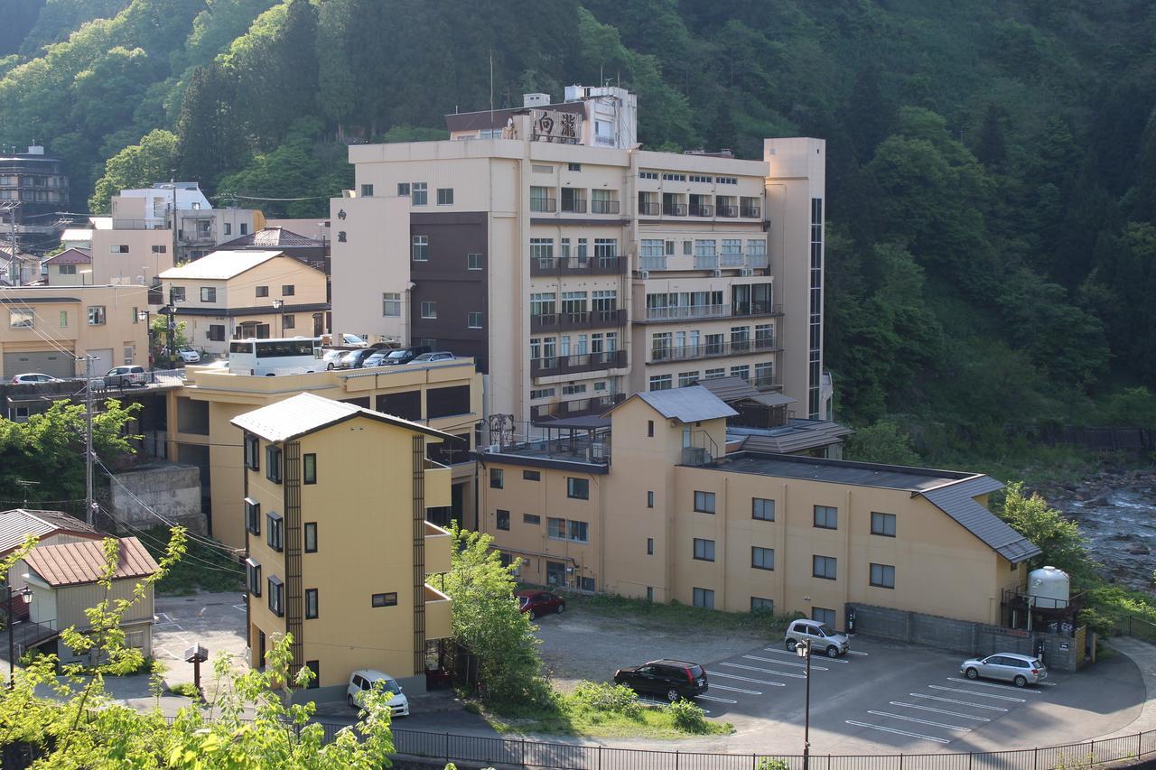 土湯温泉 やすらぎの宿 向瀧旅館 Fukushima  Bagian luar foto